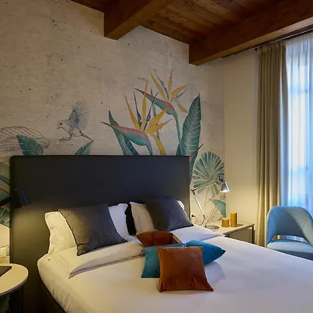 Apartment Boutique House Palazzo Farris