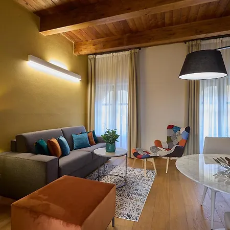 Apartment Boutique House Palazzo Farris
